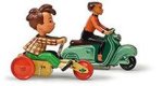 "Selbstfahrer Heini" und Motorroller mit Fahrerin