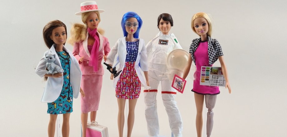 Barbie-Puppen in unterschiedlichen Berufen